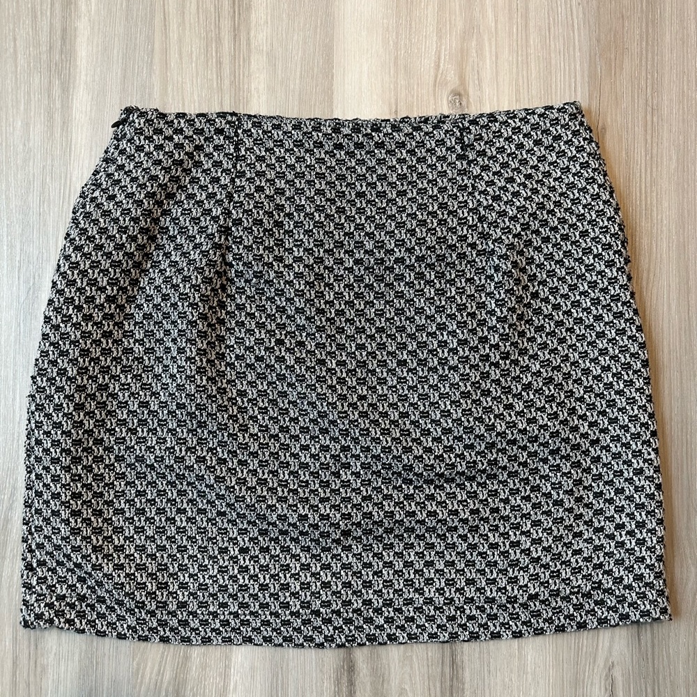 Who What Wear Black and White Mini Skirt - Picture 4 of 4